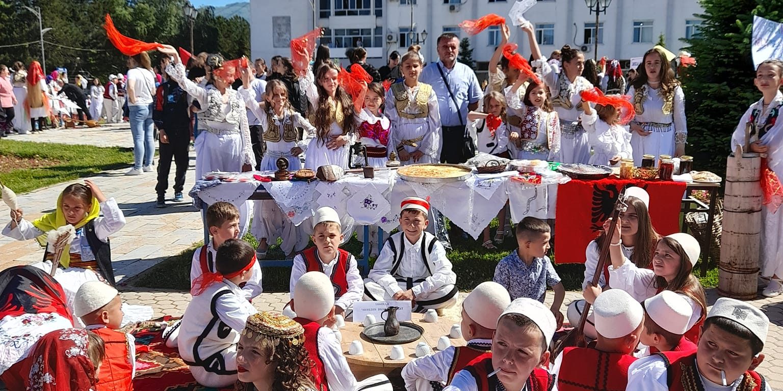 Foto, Zyra Vendore e Arsimit Parauniversitar Kukës