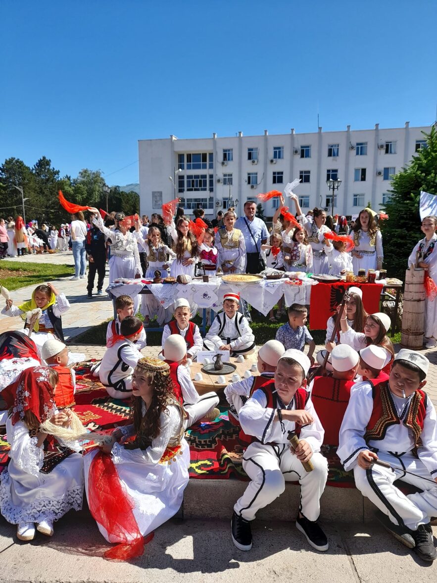 Foto, Zyra Vendore e Arsimit Parauniversitar Kukës