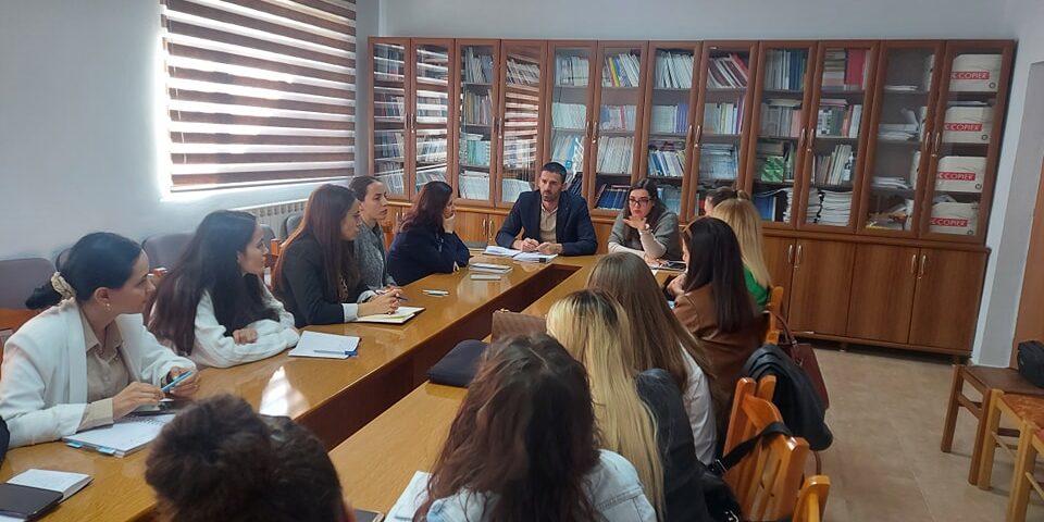 313258715_447178587556978_8924468177826015386_n Foto, Zyra Vendore e Arsimit Parauniversitar Kukës