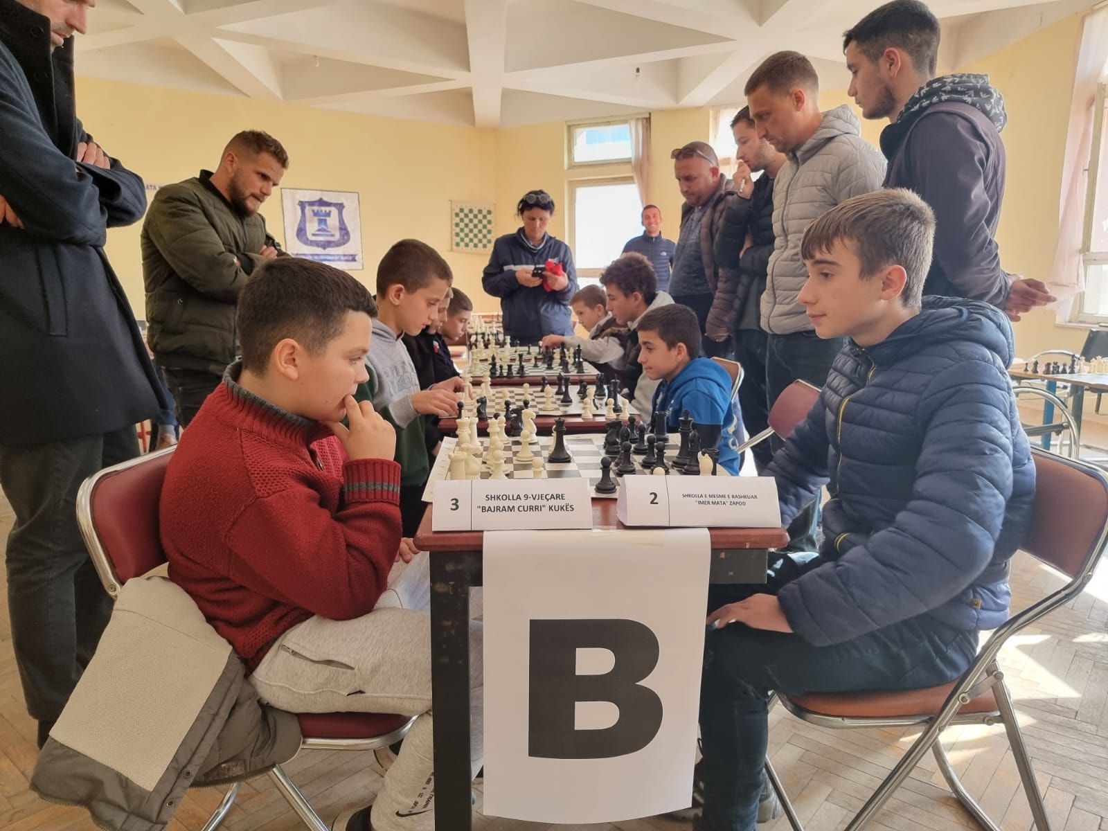 Foto, Zyra Vendore e Arsimit Parauniversitar Kukës