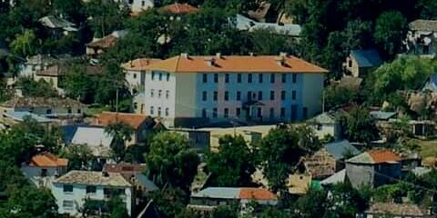 Foto, Zyra Vendore e Arsimit Parauniversitar Kukës